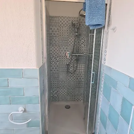 Nyaraló Giolet's House