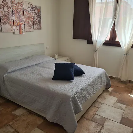 Giolet's House Nyaraló *